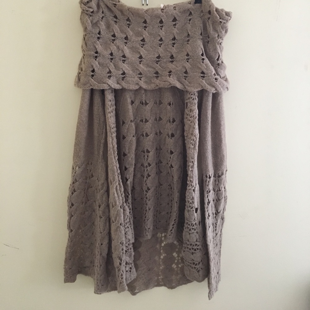Free People crochet off-shoulder sweater!